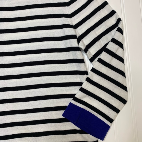 Anthropologie—Cable & Gage—Blue & White Cardigan - Picture 10 of 14